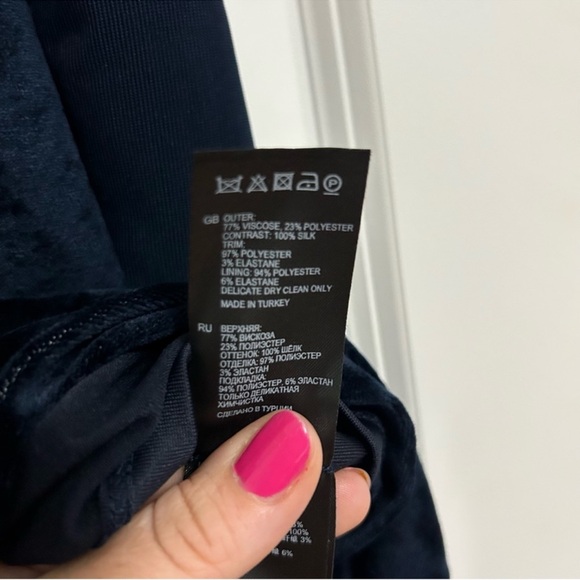 Reiss brand new, mesh back, elegant fabric - Picture 5 of 7